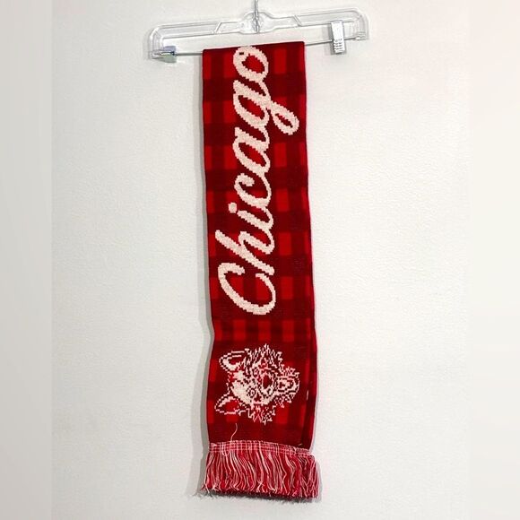 Chicago Wolves | Red Unisex Knit Scarf Fringe - Picture 1 of 6